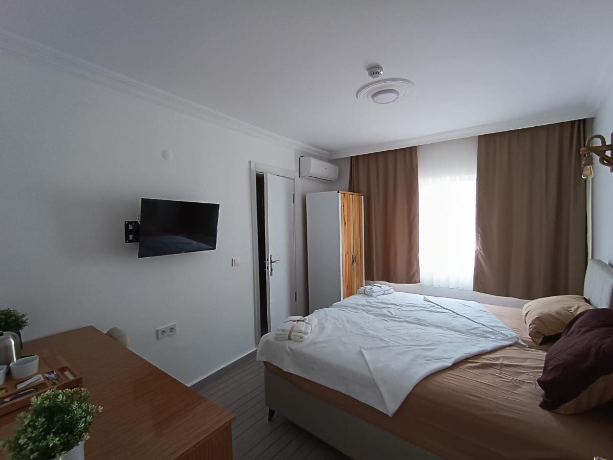 Otelia Pansiyon Ayvalı Exterior foto