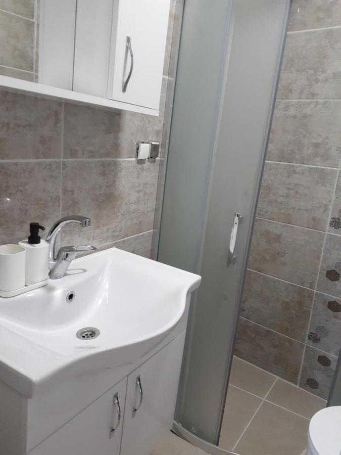 Otelia Pansiyon Ayvalı Exterior foto