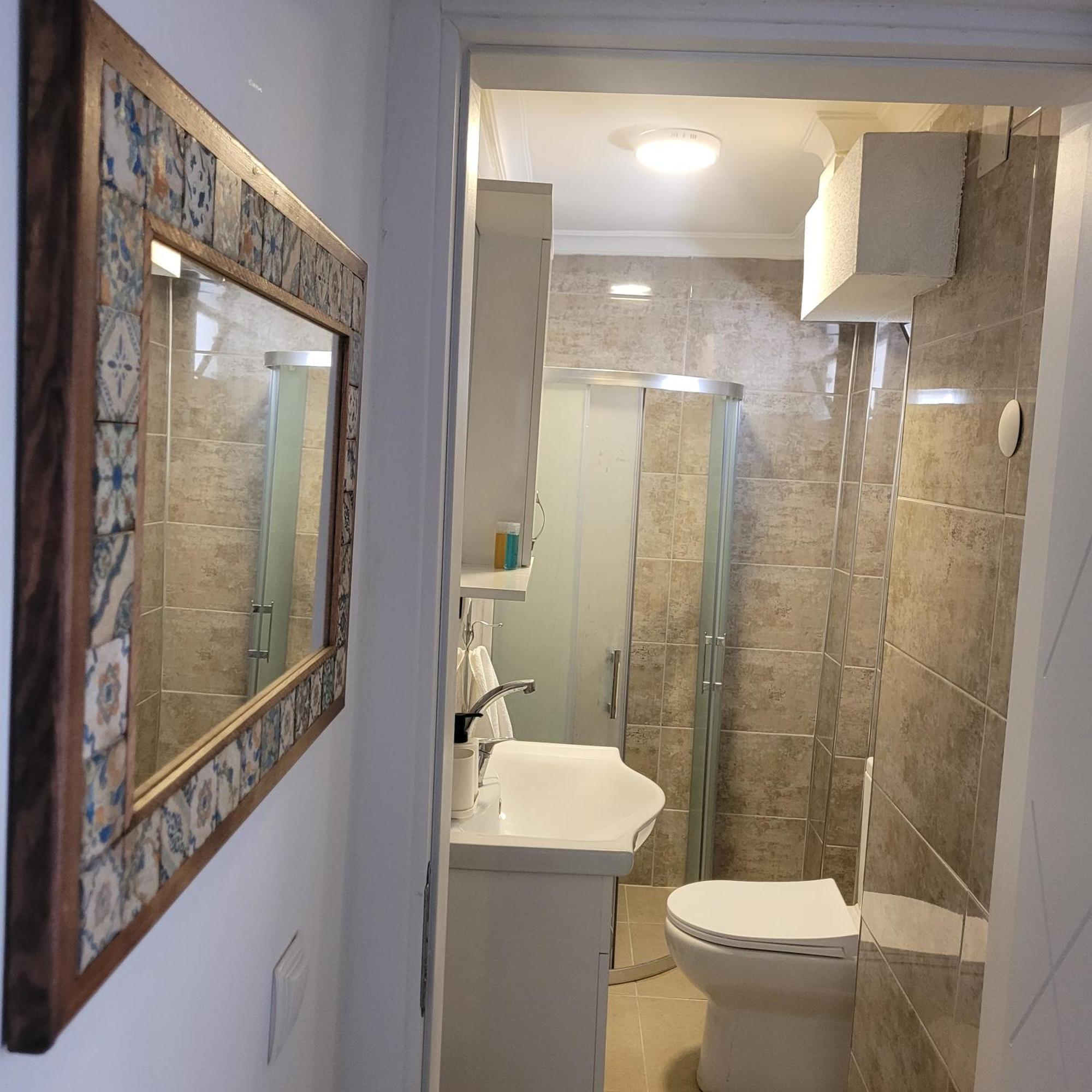 Otelia Pansiyon Ayvalı Habitación foto